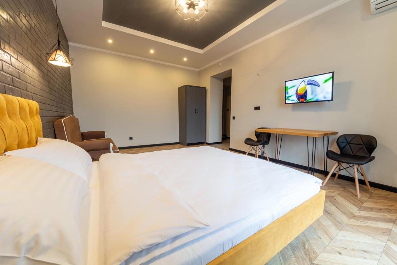 Idea Design Apart-Hotel Prorizna Kijev Kültér fotó