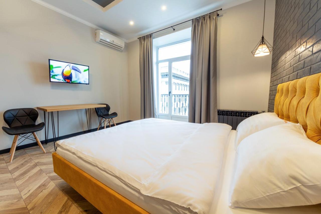 Idea Design Apart-Hotel Prorizna Kijev Kültér fotó