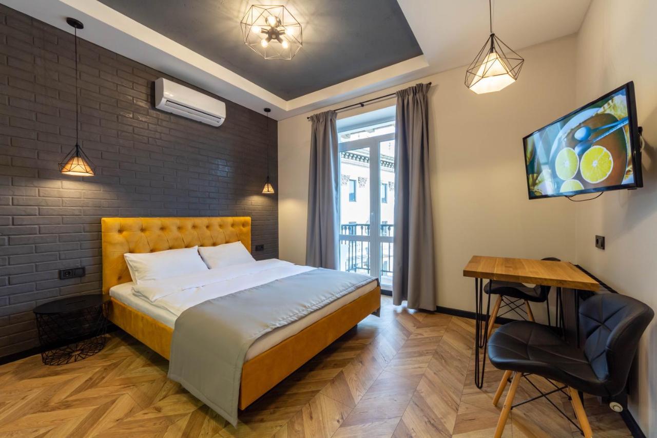 Idea Design Apart-Hotel Prorizna Kijev Kültér fotó