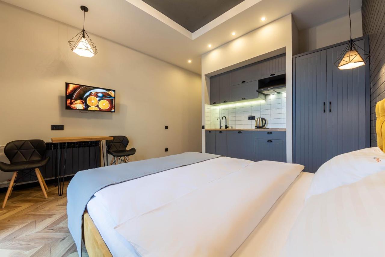 Idea Design Apart-Hotel Prorizna Kijev Kültér fotó
