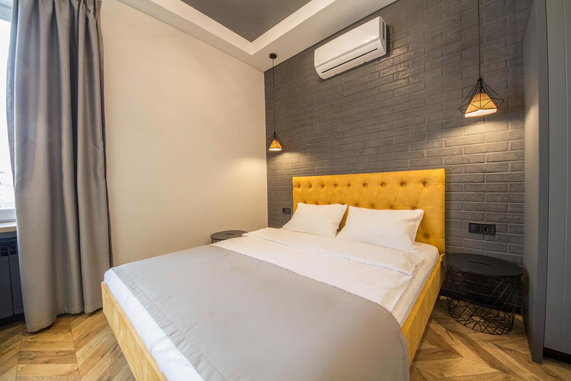 Idea Design Apart-Hotel Prorizna Kijev Kültér fotó