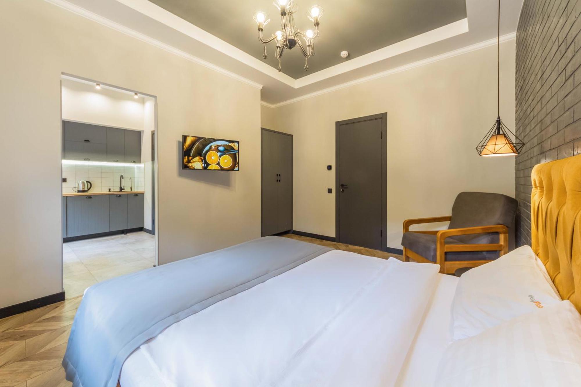 Idea Design Apart-Hotel Prorizna Kijev Kültér fotó