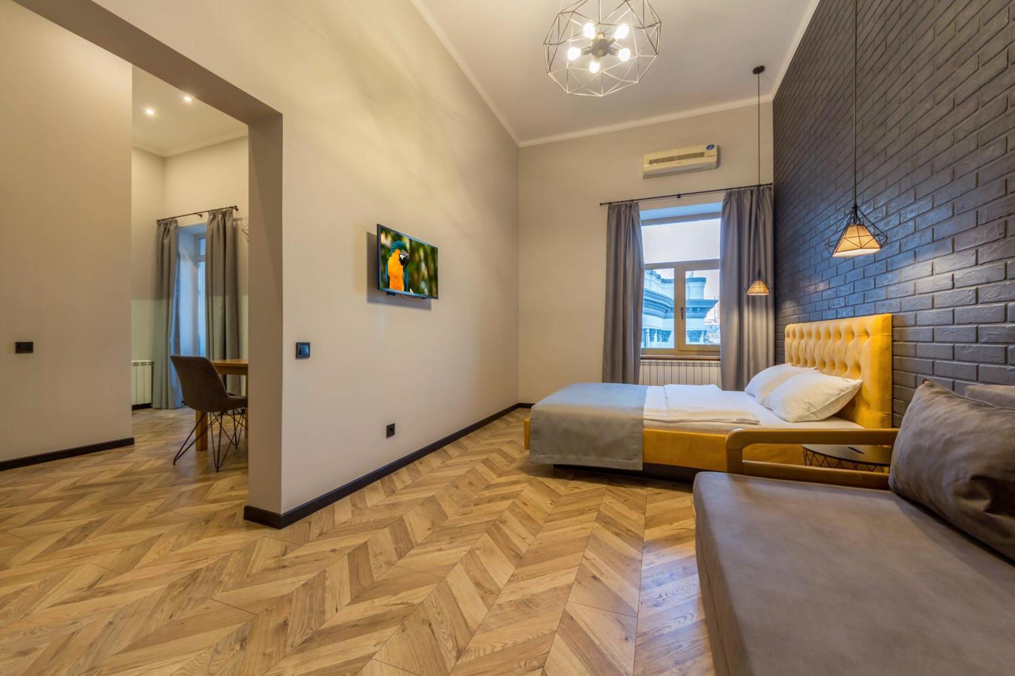 Idea Design Apart-Hotel Prorizna Kijev Kültér fotó